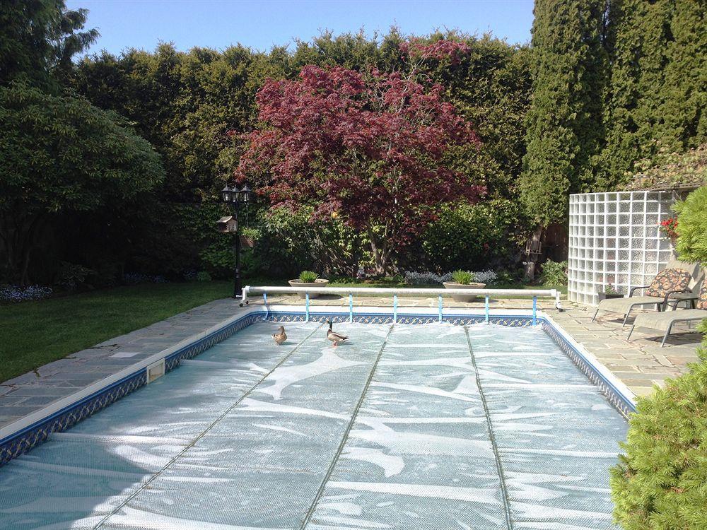 The Stone Hedge Bed And Breakfast Richmond Exterior foto