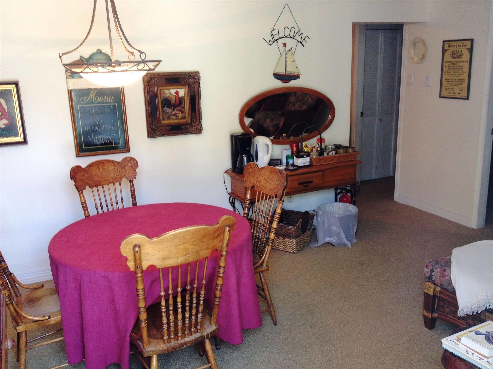 The Stone Hedge Bed And Breakfast Richmond Exterior foto